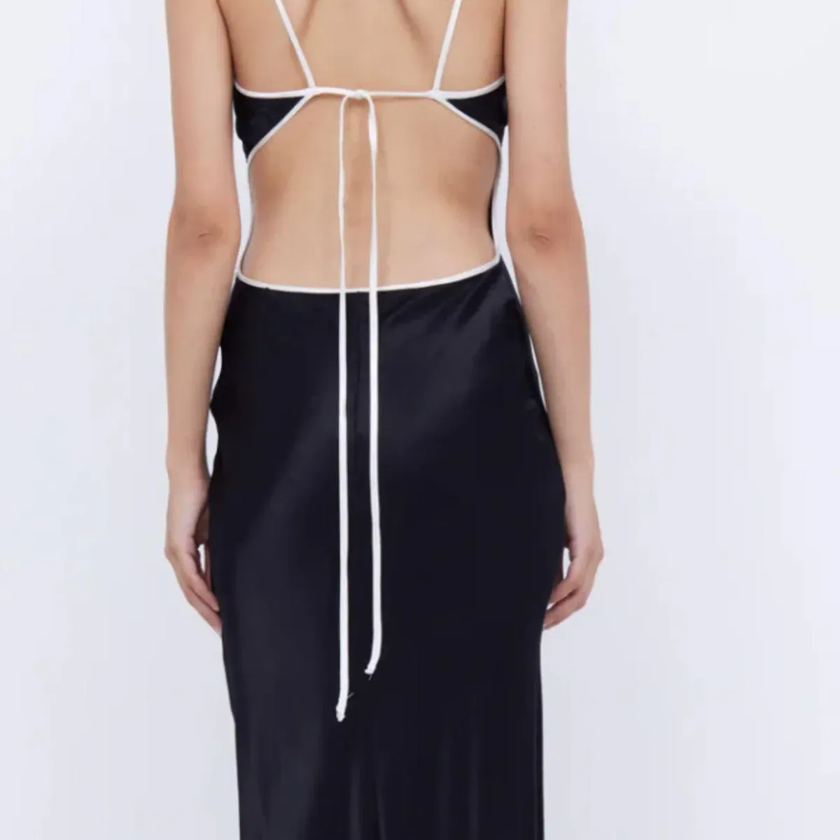Bec and Bridge Cedar City Maxi Dress - Black/Ivory size 6 - Image 2