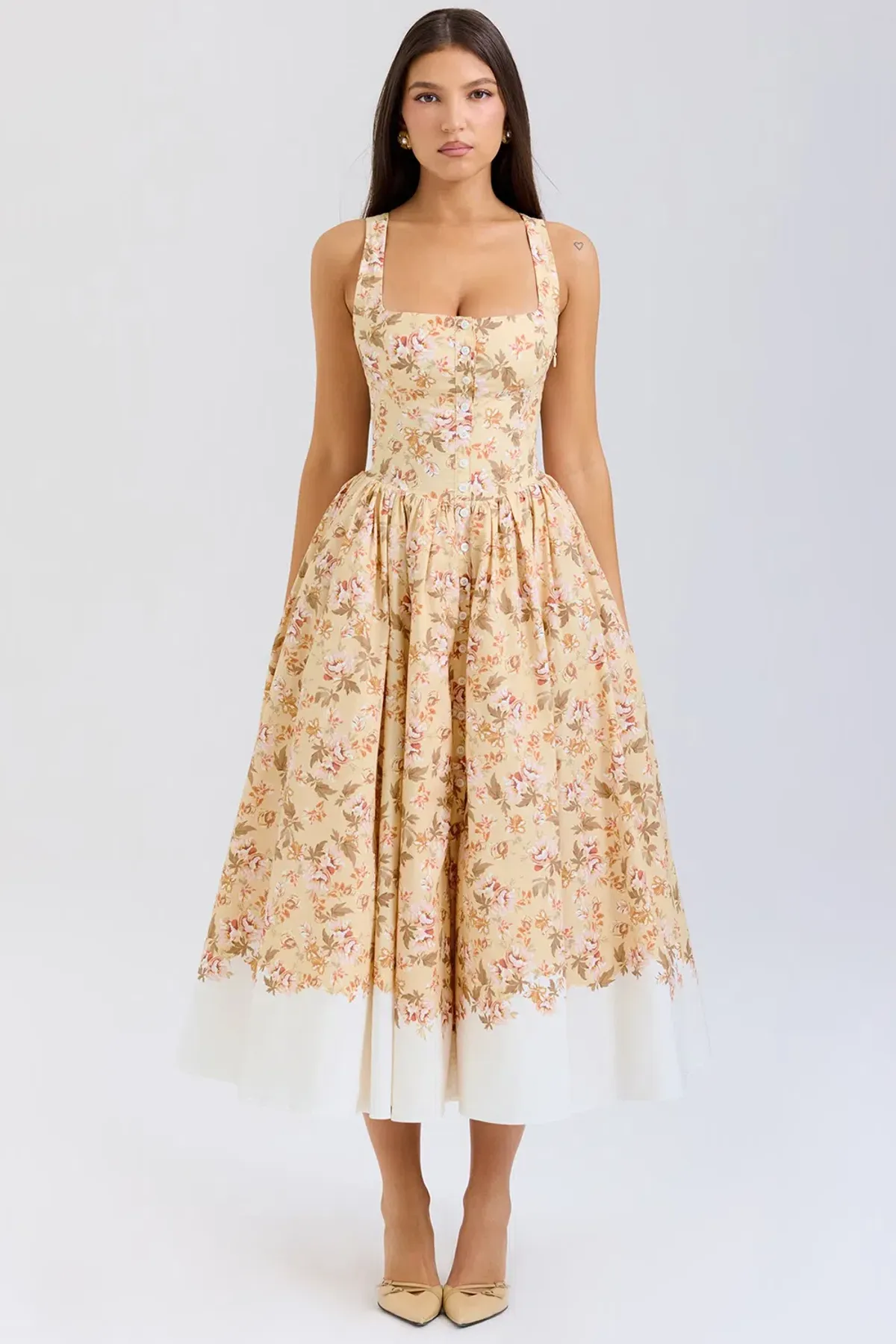 House of CB Alba in Honeyflower Print Gathered Cotton Midi Dress - Image 1
