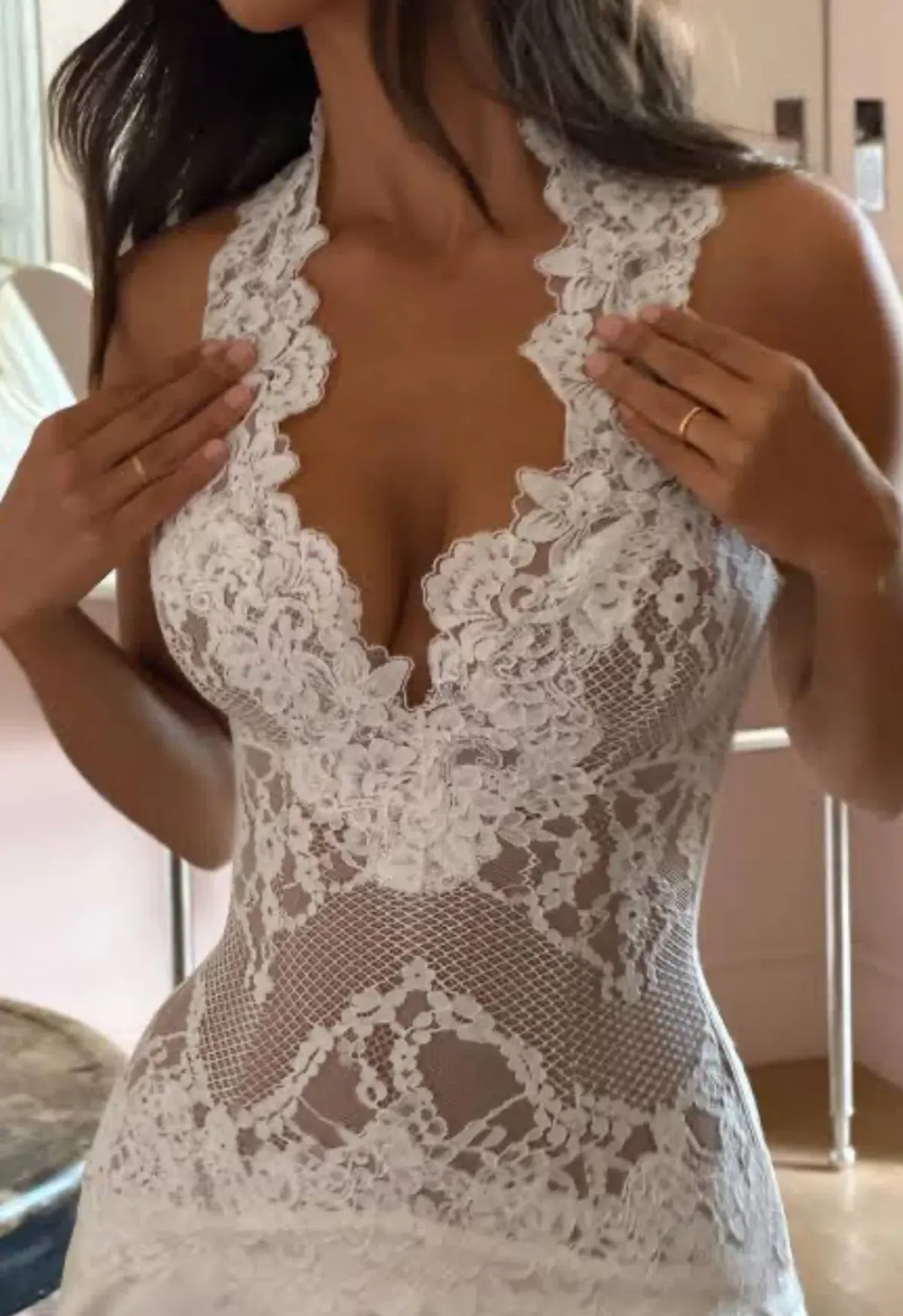 HOUSE OF CB NYRA WHITE LACE + SATIN HALTER NECK MINI DRESS IN WHITE SIZE S / AU 8 - Image 2