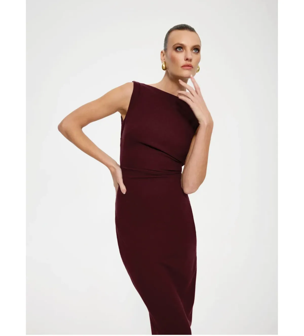 Effie Kats Verona Gown Wine Size S/AU 8 - Image 2