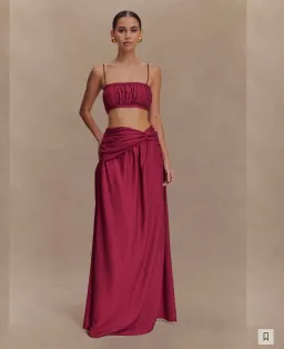 Scottie Linen set - Size S / 8 for rent on The Volte - image 1