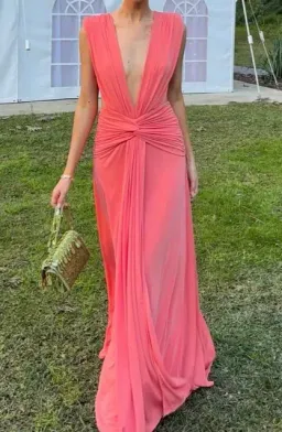 Yasmina gown for rent on The Volte - image 2