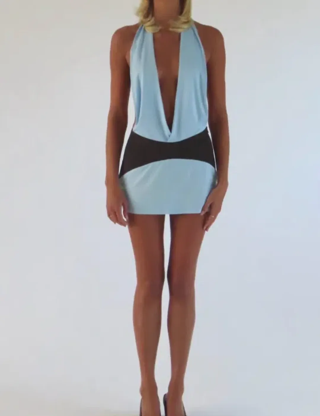 SOLAMUSA Oma Mini in Ice Size XS for rent on The Volte - main image