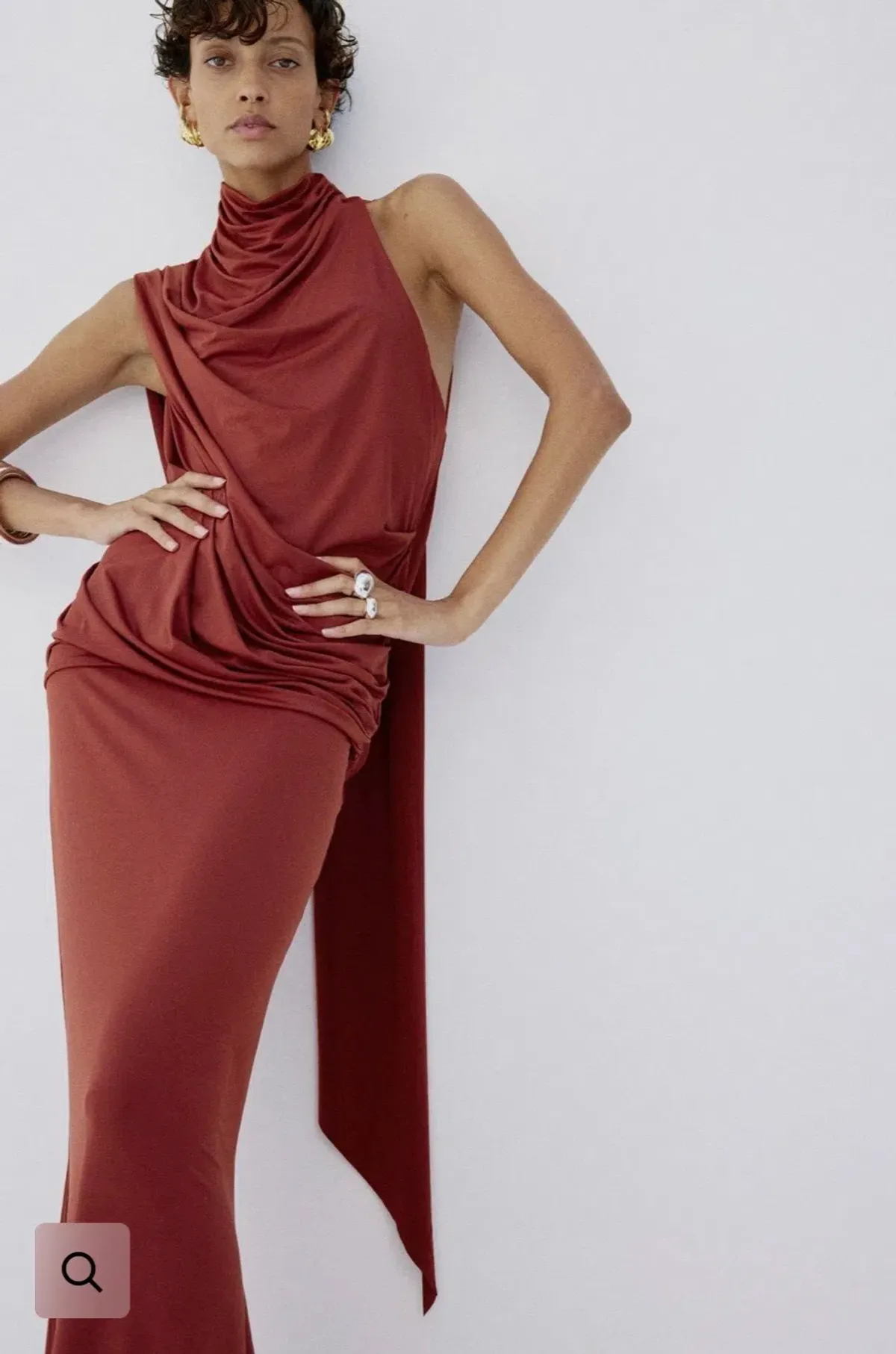 DE LA VALI LURNA MAXI DRESS IN BURNT RED - Image 2