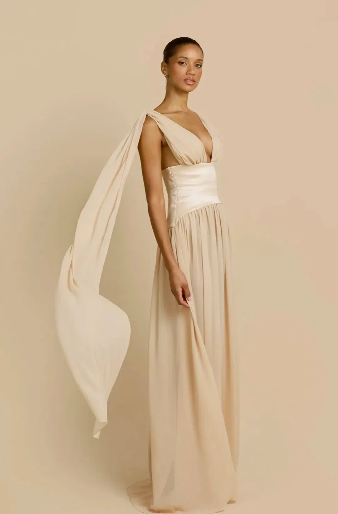 RAMONA DRESS for rent on The Volte - main image