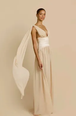 RAMONA DRESS for rent on The Volte - image 3