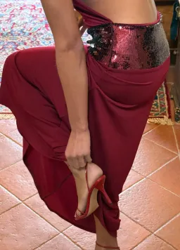 Ance Gria Adele Gown Wine Size 6 for rent on The Volte - image 5