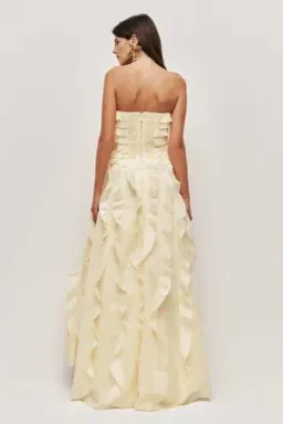 AJE Allarie Gown - Butter Yellow - Size 14 for rent on The Volte - image 3