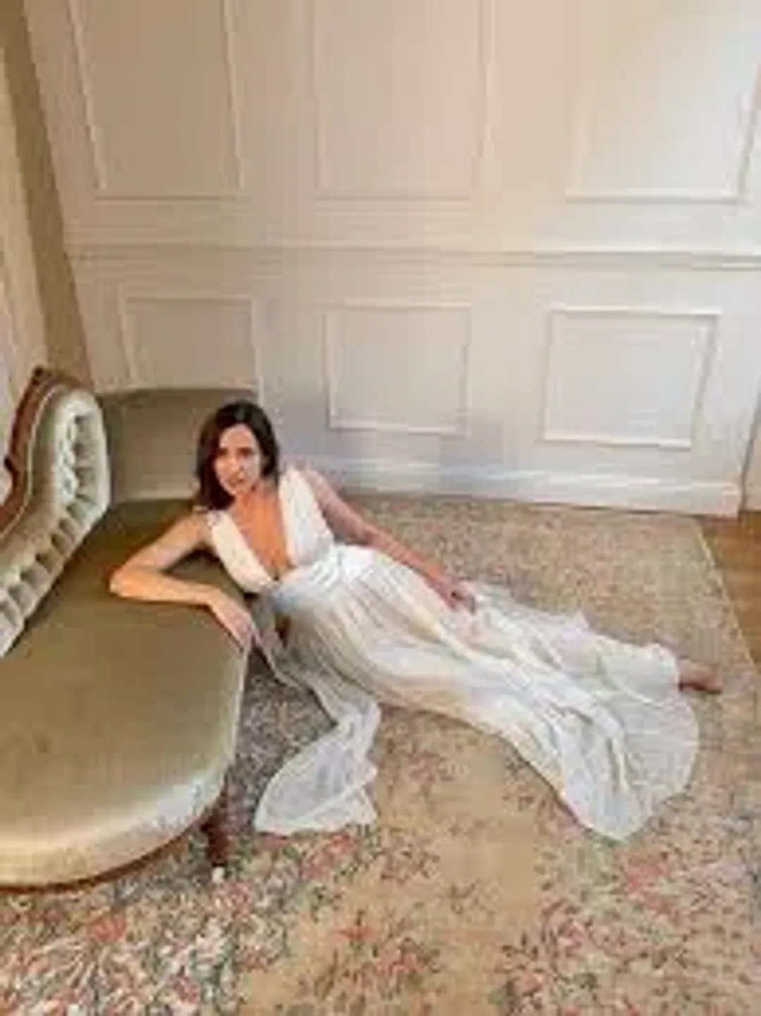 🥂Arcina Ori Ramona Dress in Ivory White - Size M/10 AU 🥂 for rent on The Volte - main image