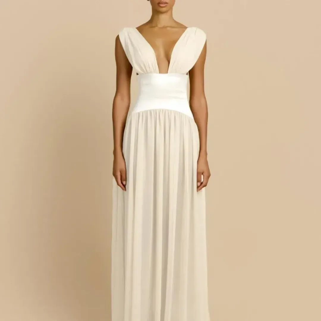 🥂Arcina Ori Ramona Dress in Ivory White - Size S / 8 AU 🥂 for rent on The Volte - main image