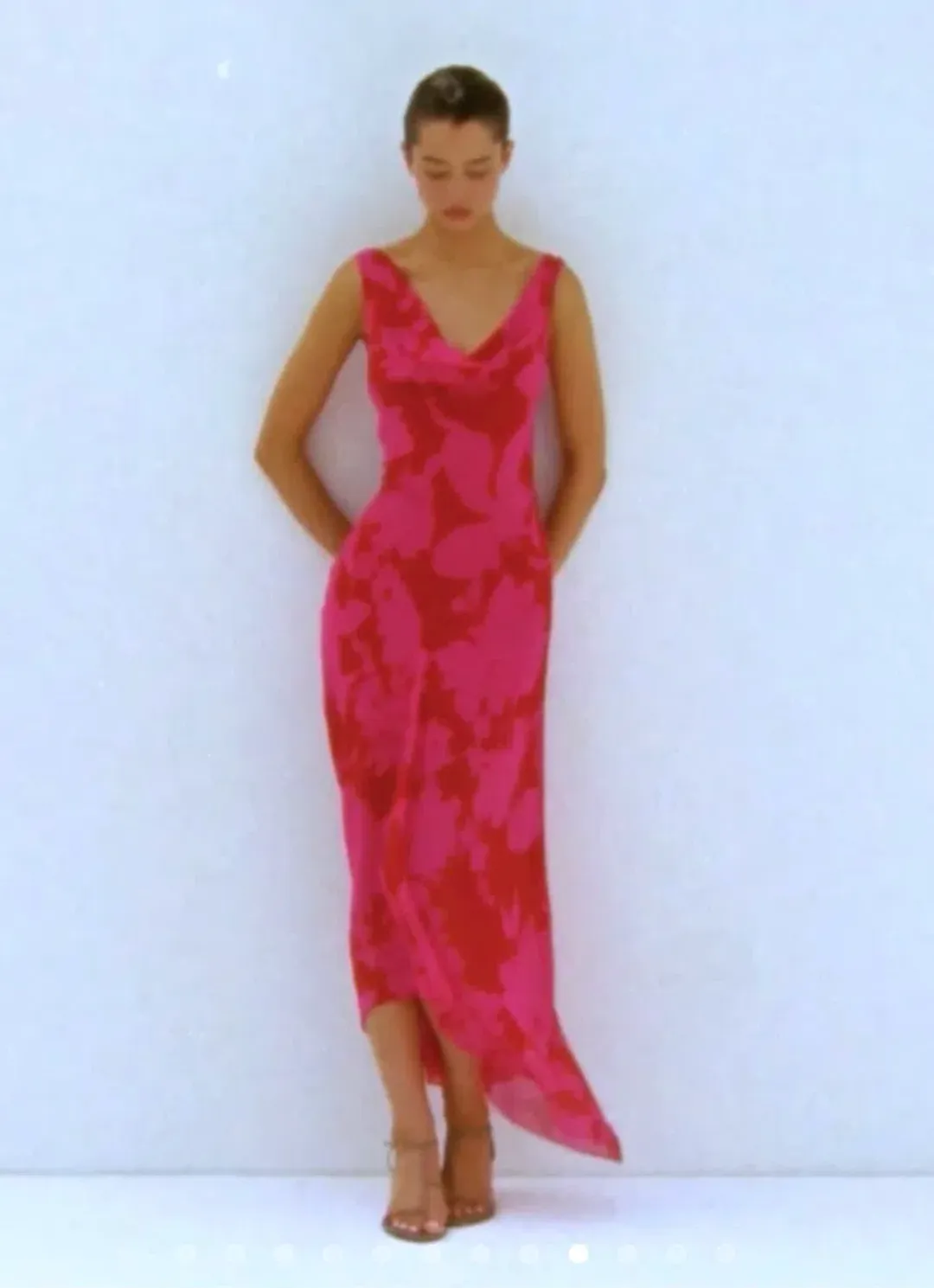 Realisation Par Cora in Genie sz XL for rent on The Volte - main image