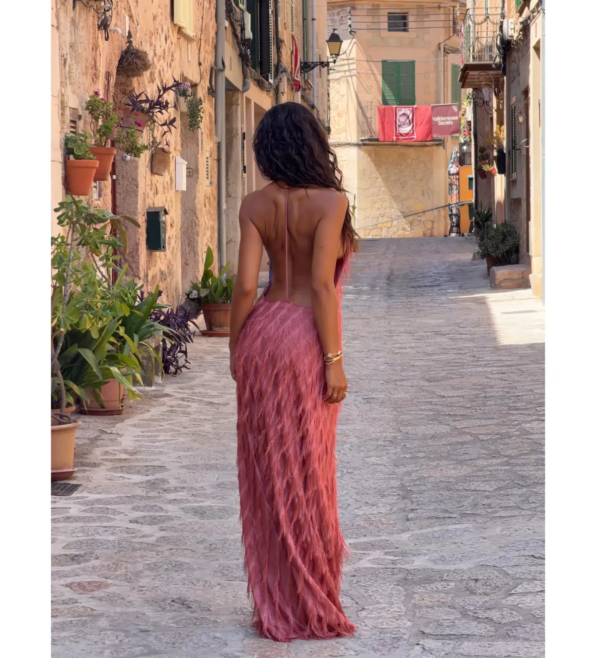 Jasook Noa Gown in Peach Size M/AU10 - Image 2