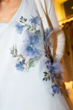 ANTIPODEAN BISOUS FLORAL SHIFT DRESS SIZE 8 for rent on The Volte - image 3