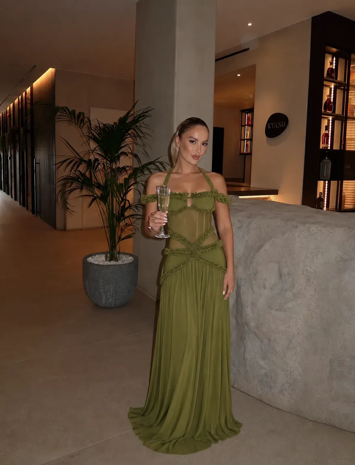 Melani the Label Alessia gown olive size 8 - Image 1