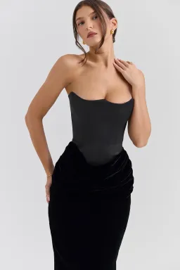 House of CB Black Velvet Corset Dress - Size XS for rent on The Volte - image 2
