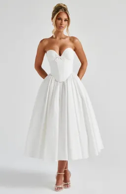 Baby Boo Fashion - Prim Midi Dress for rent on The Volte - image 1