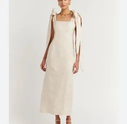 DISSH Cream Linen Bow Shoulder Maxi Dress | Size 16 for rent on The Volte - image 1