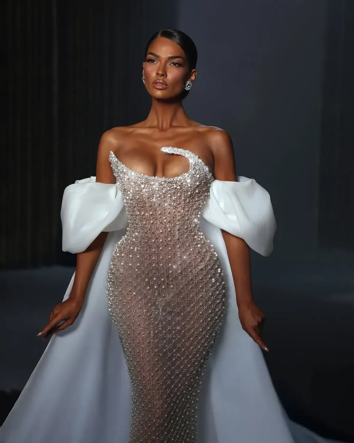 Crystal Kosovo gown | size 8 - Image 2