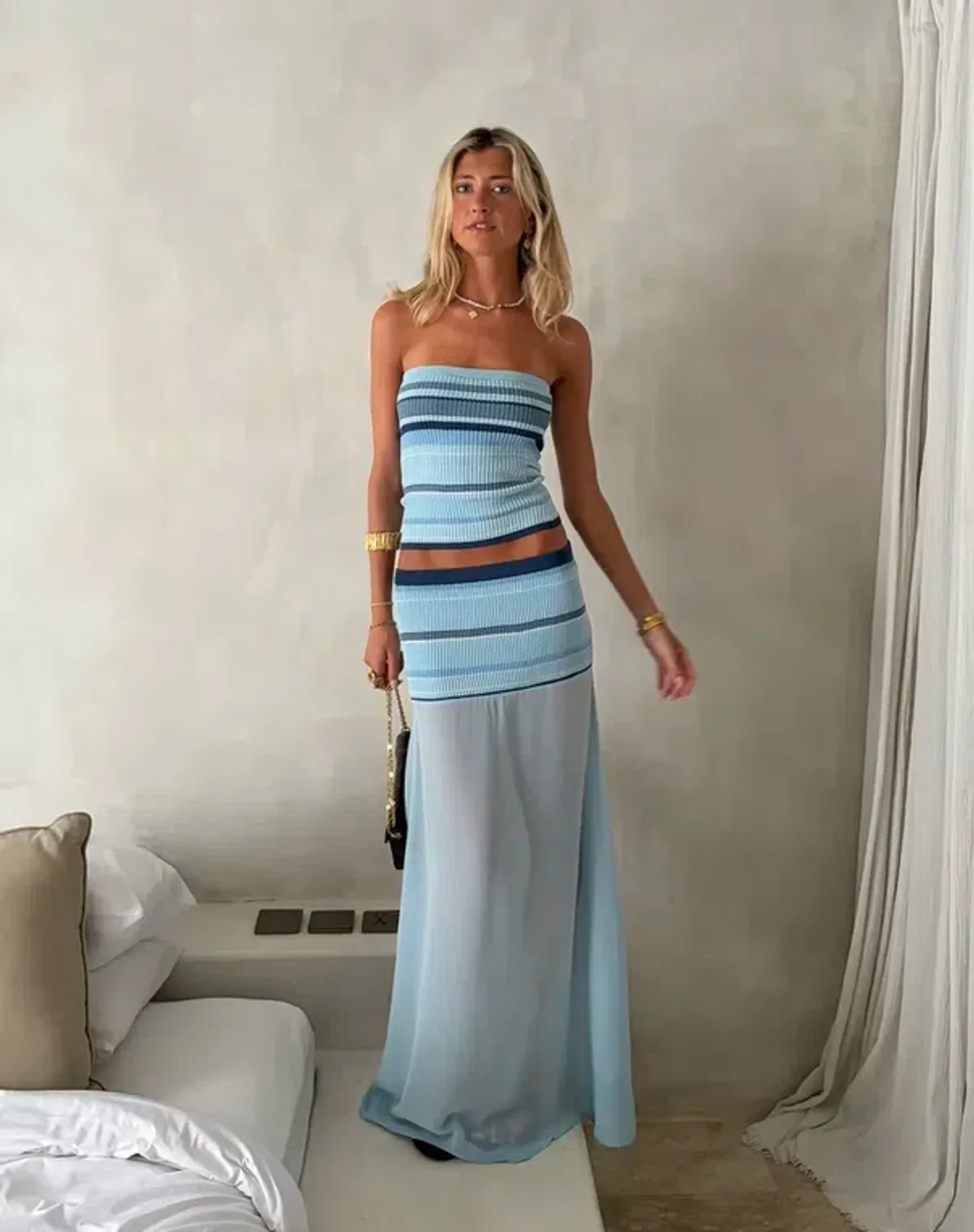 Desero Jacare Sardinia Set Blue 10 for rent on The Volte - main image