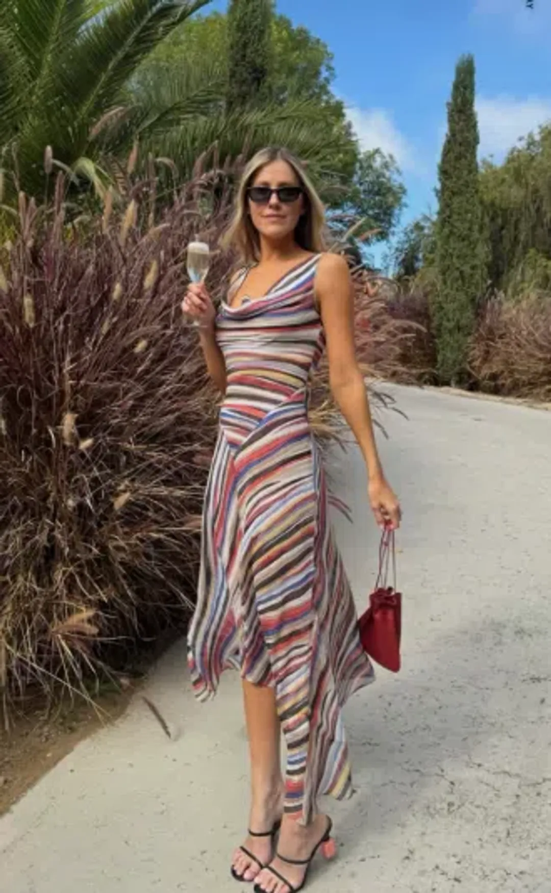 Realisation Par Cora in Mirage Size L / 12-14 AU for rent on The Volte - main image
