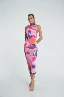 L'ldee Klum Gown for rent on The Volte - image 5