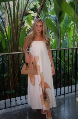 Significant Other Parisa Maxi Dress in Tigerlily Floral Size 14 for rent on The Volte - image 2
