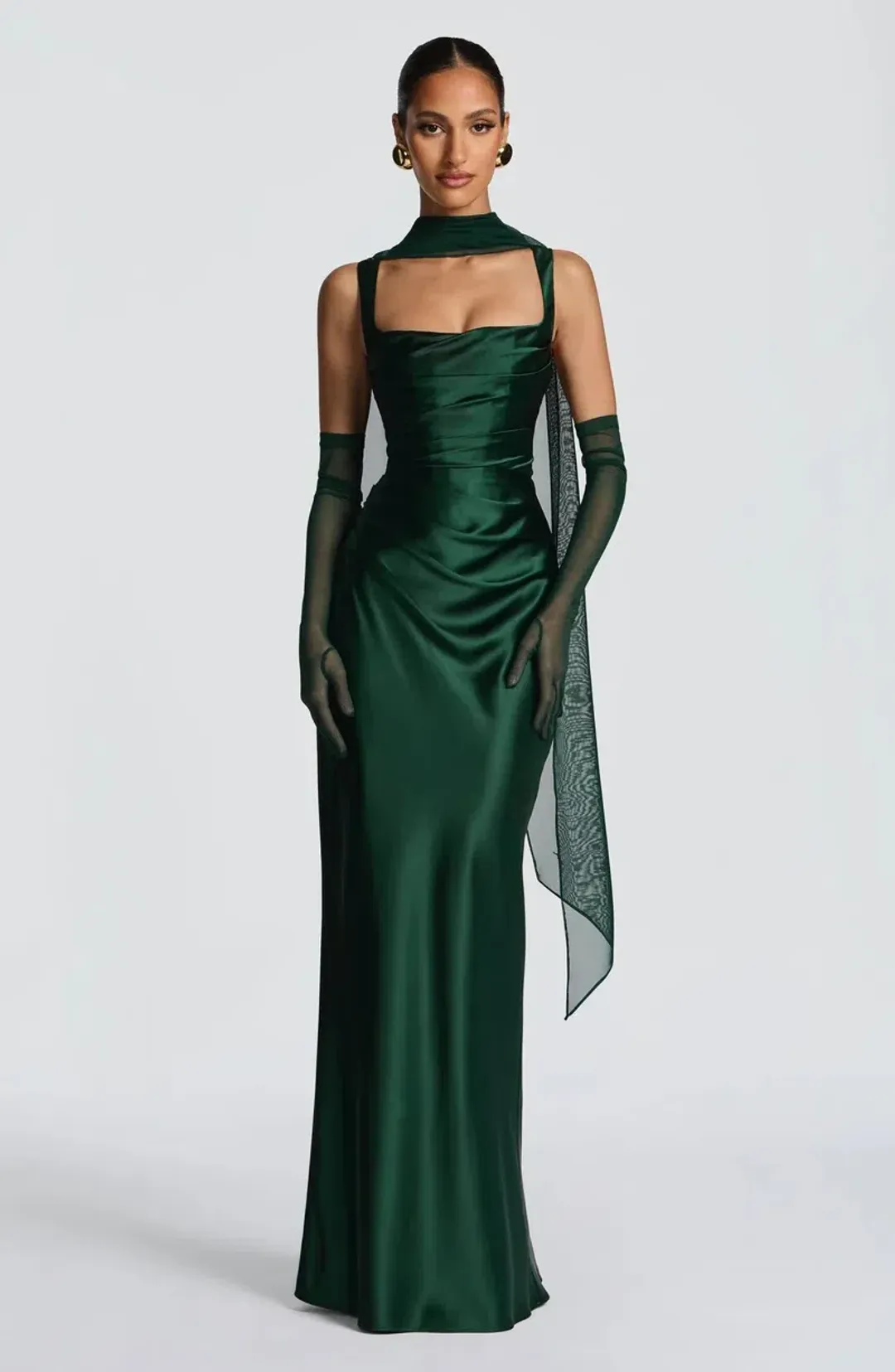BABY BOO CALANTHE MAXI EMERALD GREEN / SIZE 12 for rent on The Volte - main image