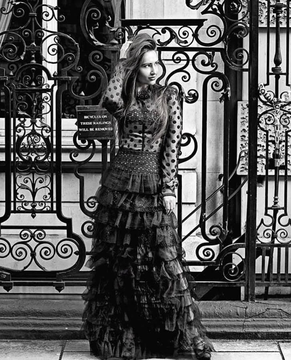 Bronx & Banco Isabella Gown Black Size 10 - Image 3