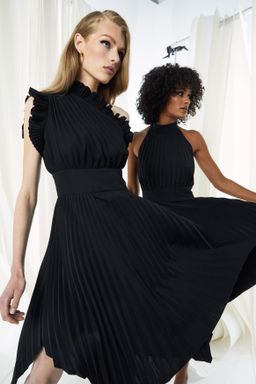 Mossman The Lady Like Midi Dress Black Size 12 for rent on The Volte - image 3