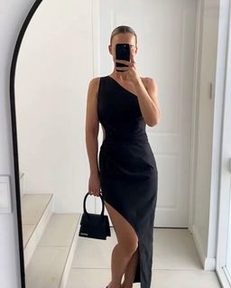 Natalie Rolt Frida Dress Black Size 6 for rent on The Volte - image 3