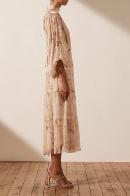 Shona Joy Nina Long Sleeve Backless Tiered Midi Dress Print Size 8 for rent on The Volte - image 2