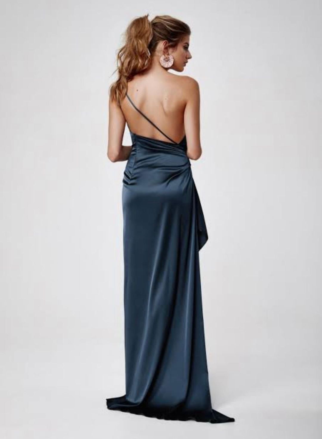 Lexi Samira Dress Blue Size 6 for rent on The Volte - main image