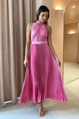L’idee Renaissance Gown in Hot Pink Size 6 for rent on The Volte - image 1