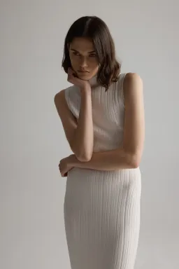 Elka Collective Pillar Knit Dress White Size 10 for rent on The Volte - image 4
