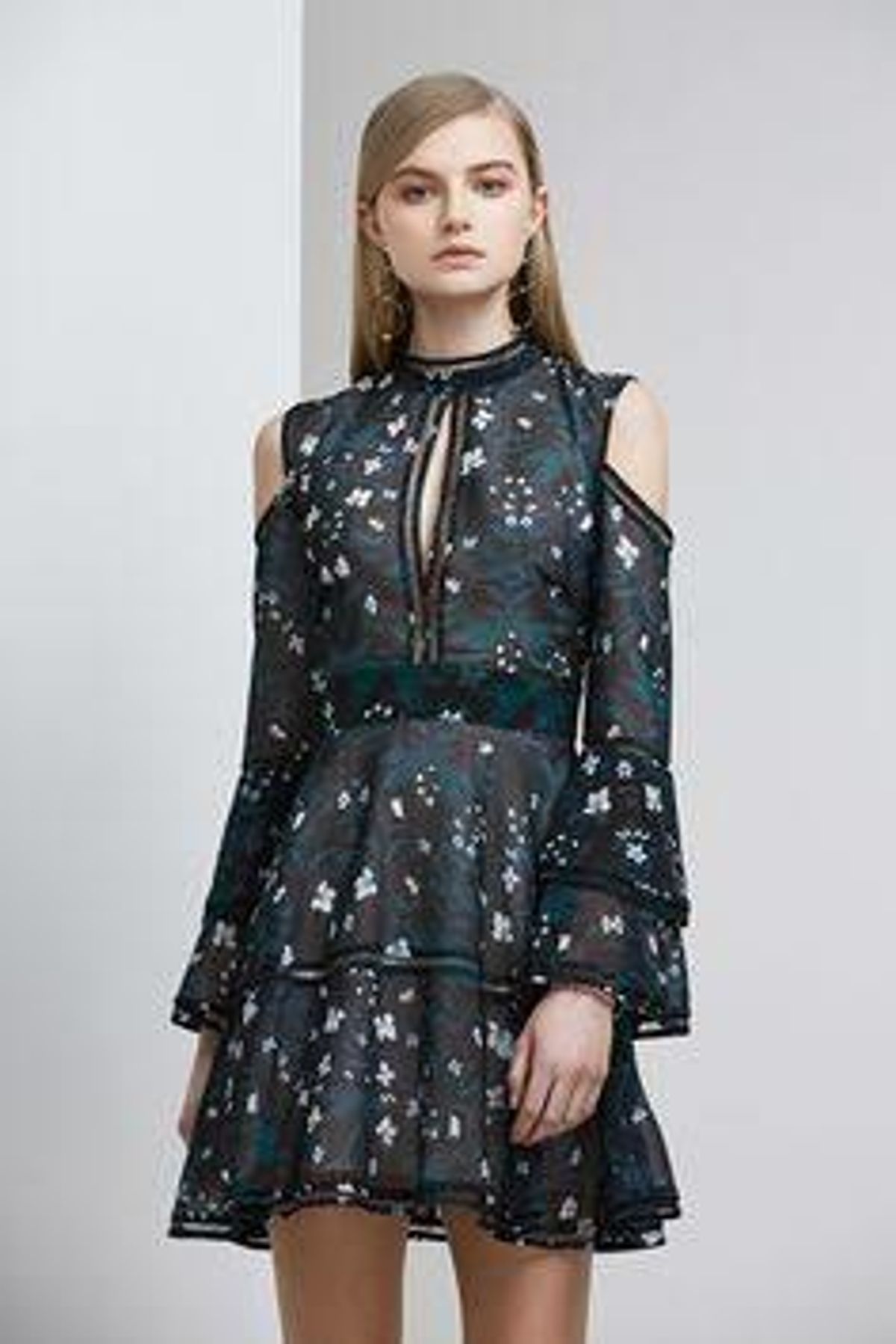 Keepsake Night Dance LS mini dress size 8 - Image 3
