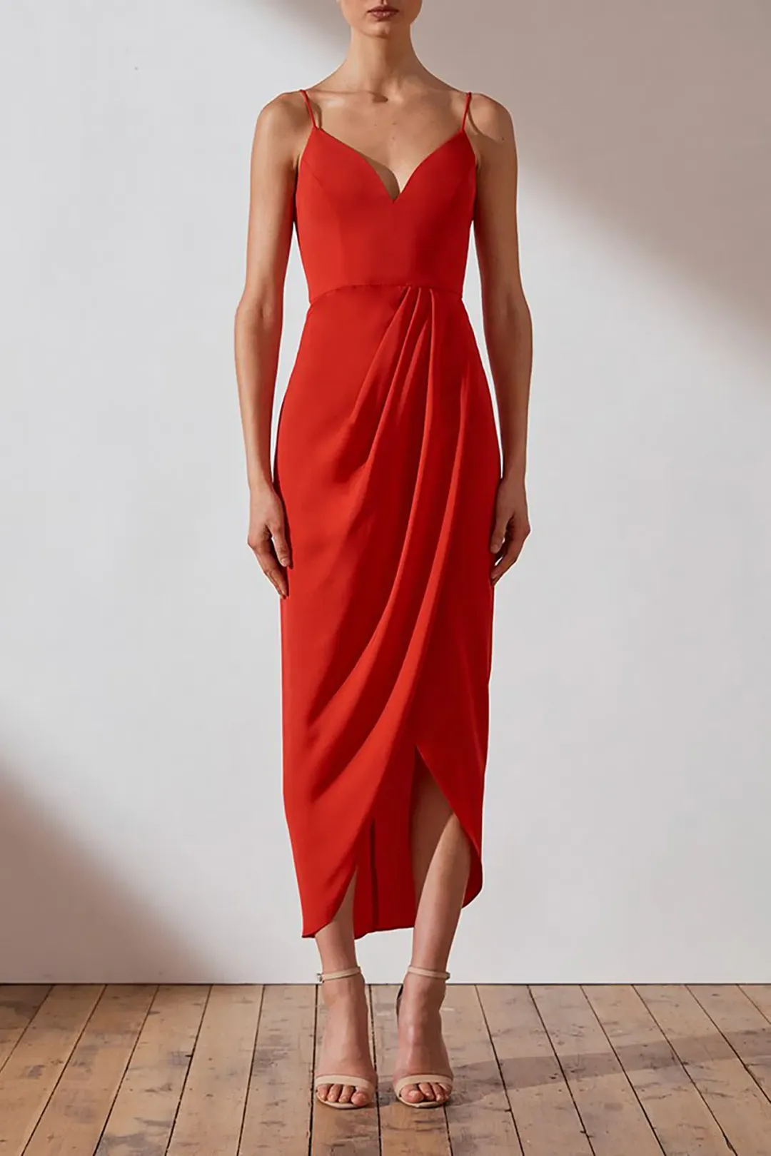 Shona Joy Core Cocktail Dress Red Size 10 for rent on The Volte - main image
