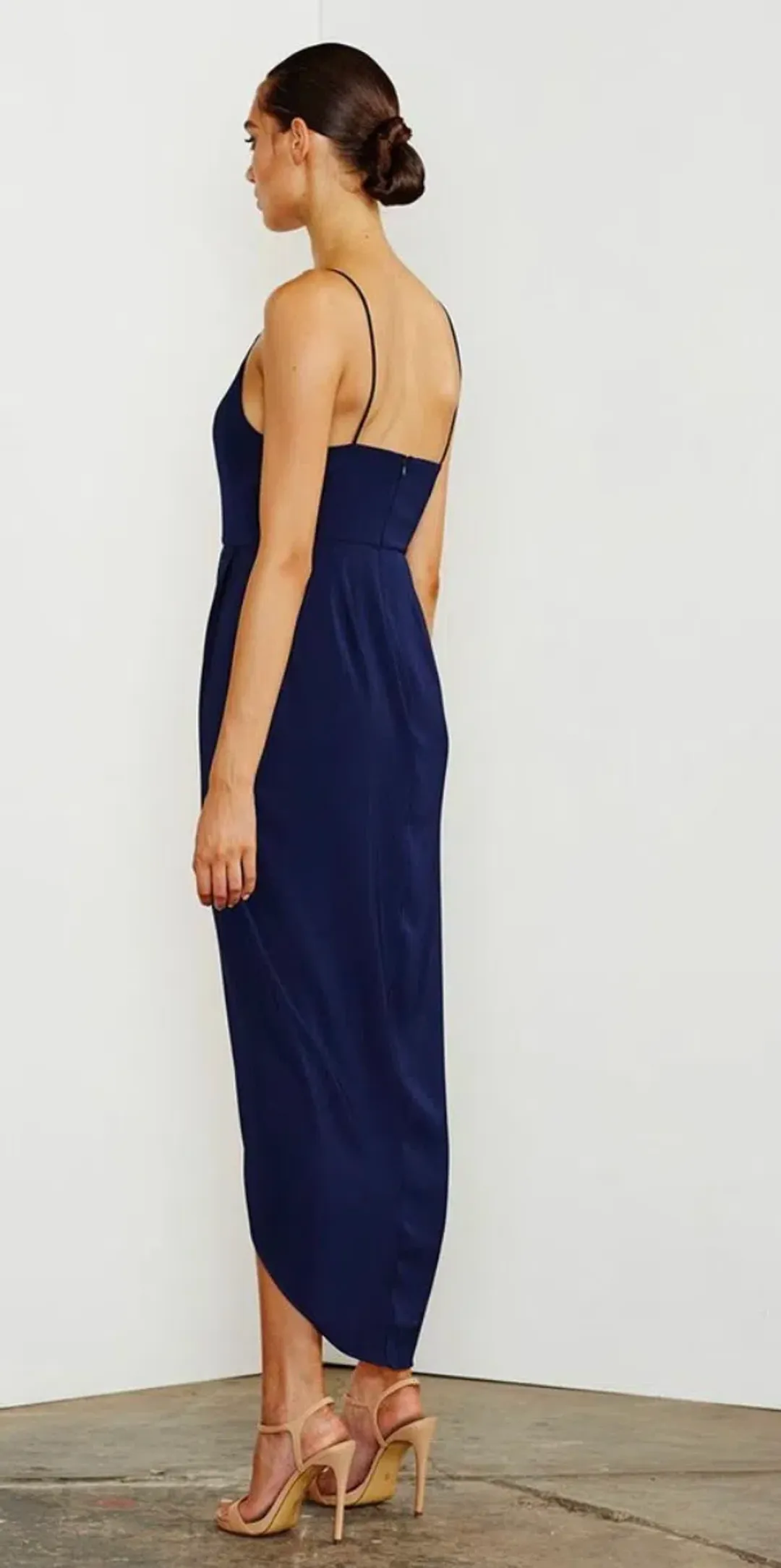 Shona Joy Core Cocktail Dress Navy Size 8 for rent on The Volte - main image