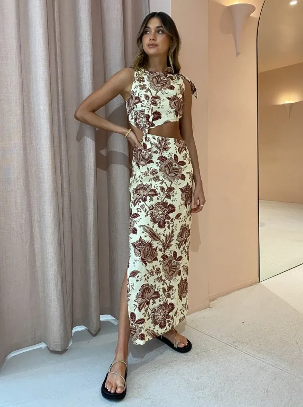 Sir the Label Rei Knot Midi Size 8 - Image 1