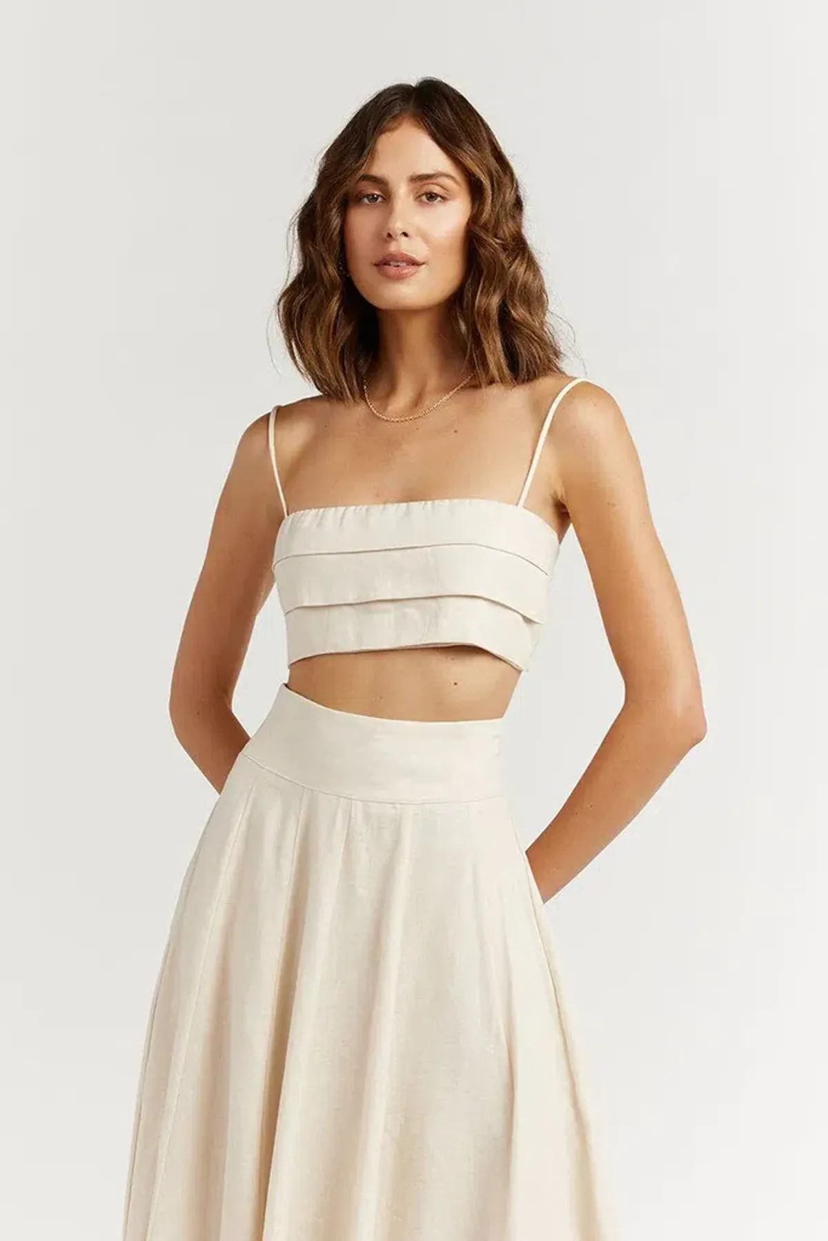 Dissh Aisle Pearl Linen Pleated Crop Top Cream Size 14 for rent on The Volte - main image