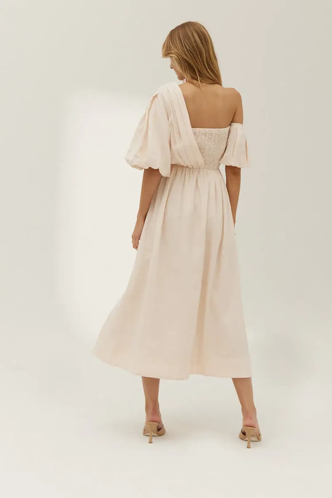 Sovere Delay Midi Dress Oyster Pink Size 8 for rent on The Volte - main image