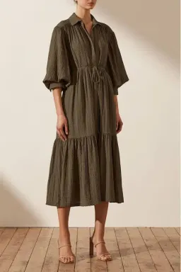 Shona Joy Mila Button Up Tiered Midi Dress Green Size 8 for rent on The Volte - image 3