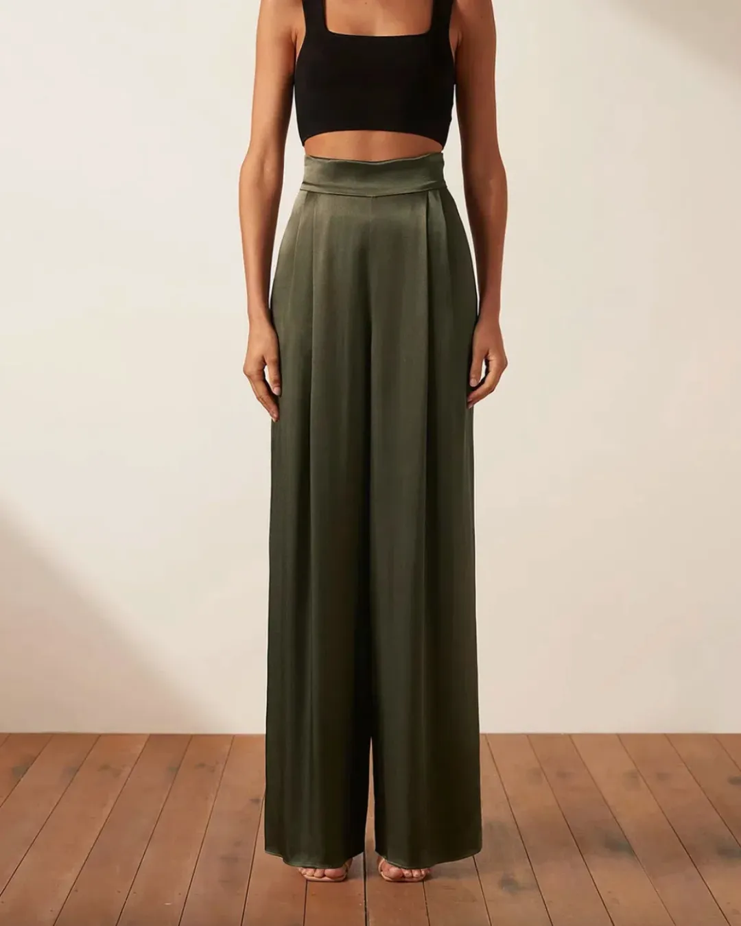 Shona Joy Giorgia Double Breasted Blazer and Tuxedo Pants Set Green Size 6 for rent on The Volte - main image