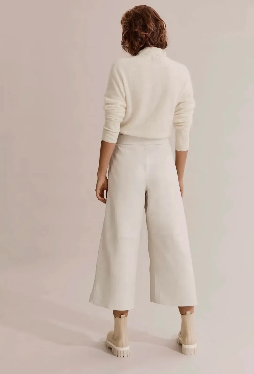 Country Road Luxurious Leather Culotte Pants White Size AU 14 for rent on The Volte - main image