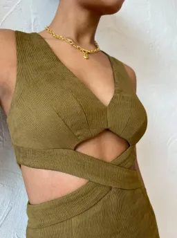 Shona Joy Simone V Neck Cut Out Midi Dress in Cumin Size 10 for rent on The Volte - image 2