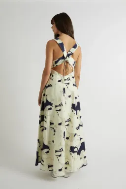 Camilla and Marc Marquez Dress Print Size 6 for rent on The Volte - image 6