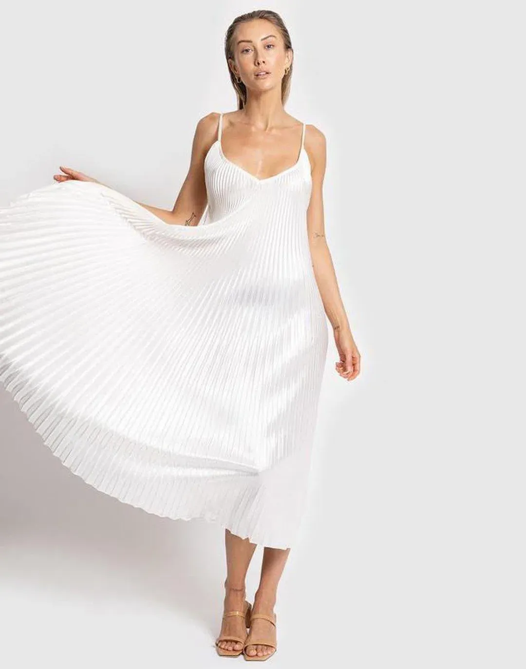 L'Idee Bisous Dress White Size 8 for rent on The Volte - main image