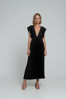 Lidee Gala Gown Noir Black Size 12 for rent on The Volte - image 1