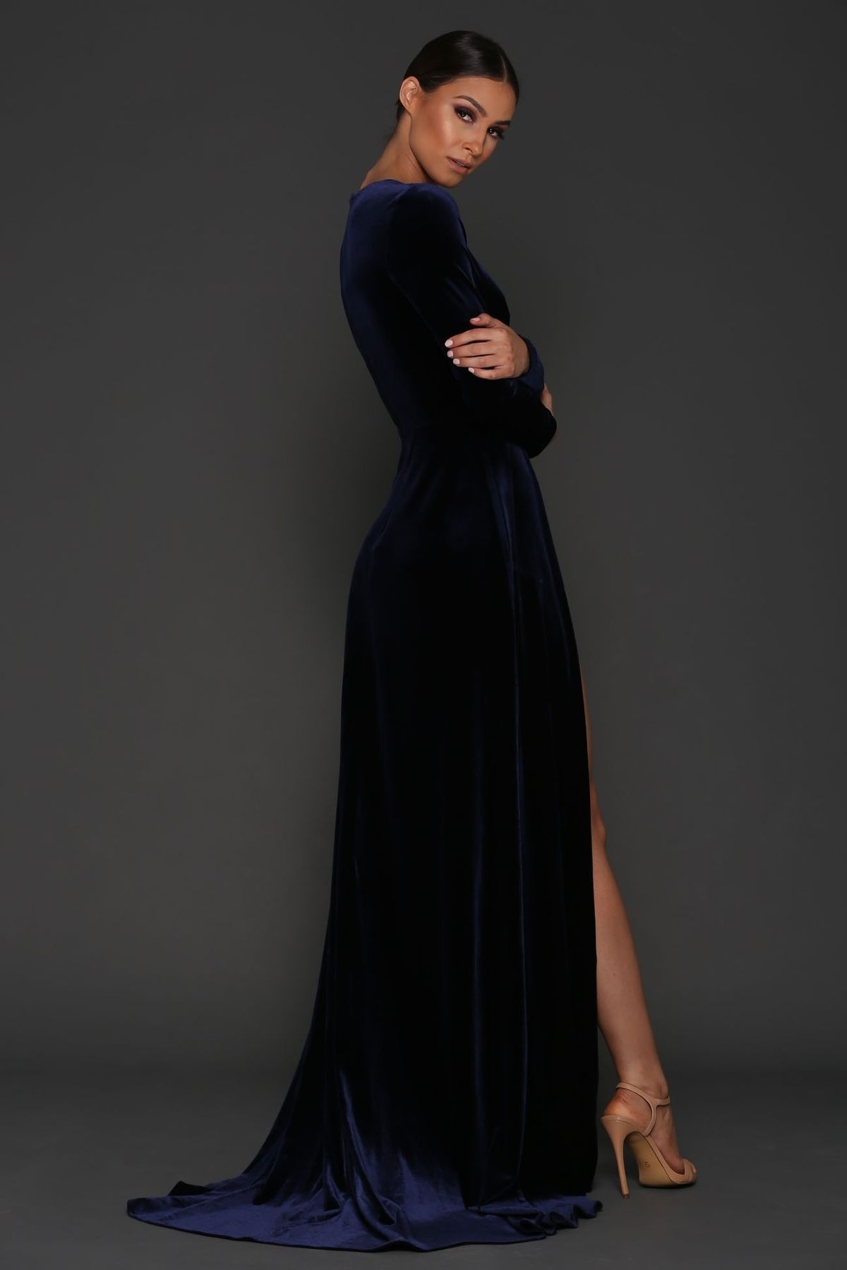 Elle Zeitoune Fontaine Gown Blue Velvet Size 14 - Image 2