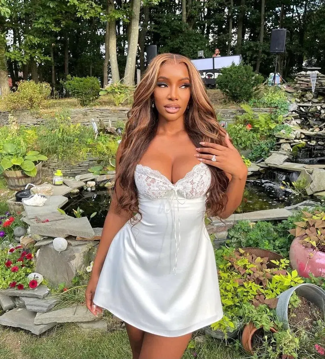 House of CB Adriana Satin and Lace Mini Dress White Size 10 for rent on The Volte - main image