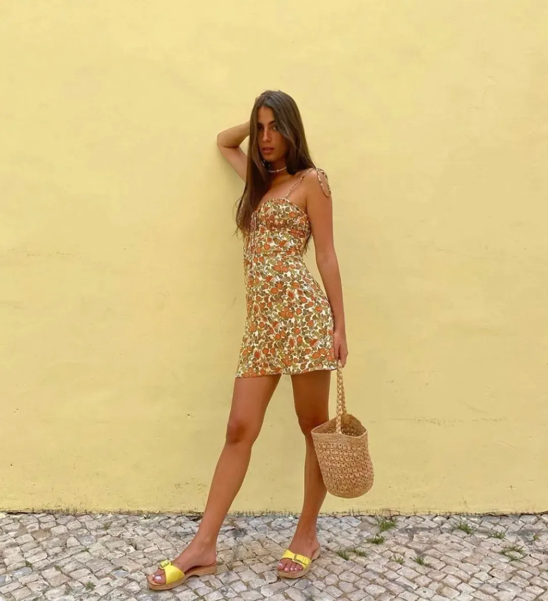 Realisation Par The Devon Dress in 70's Floral Print Size 10 / M for rent on The Volte - main image